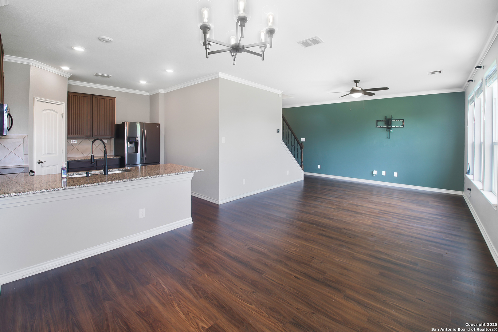 6811 Beltran Pass San Antonio TX 78252