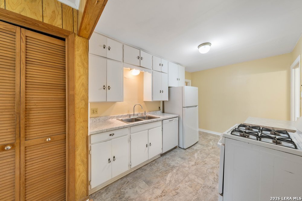 229 Alexander Hamilton San Antonio TX 78228