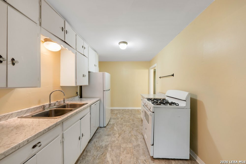 229 Alexander Hamilton San Antonio TX 78228