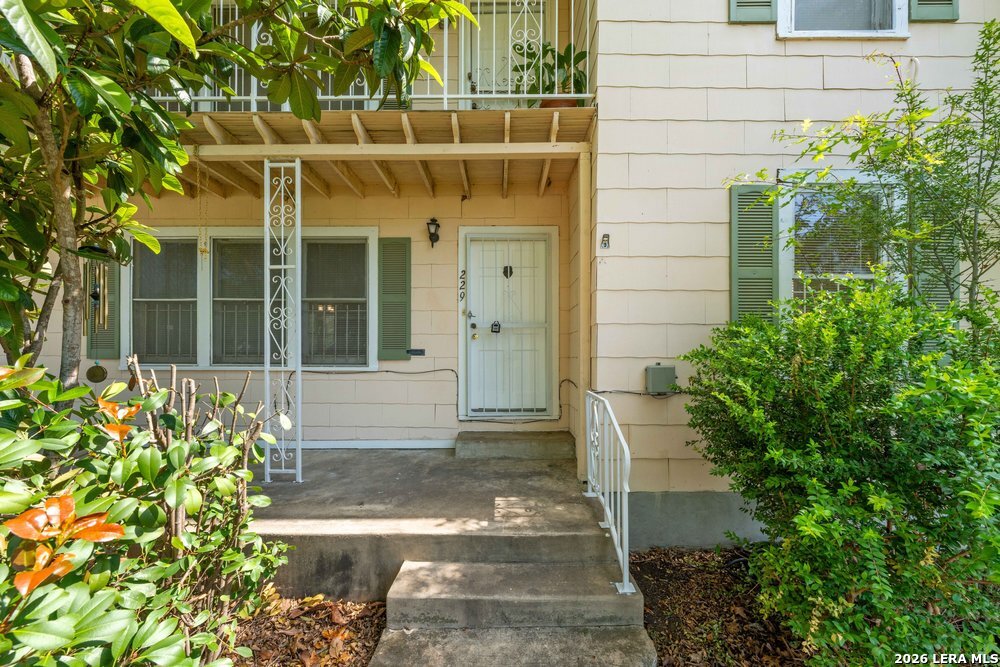 229 Alexander Hamilton San Antonio TX 78228
