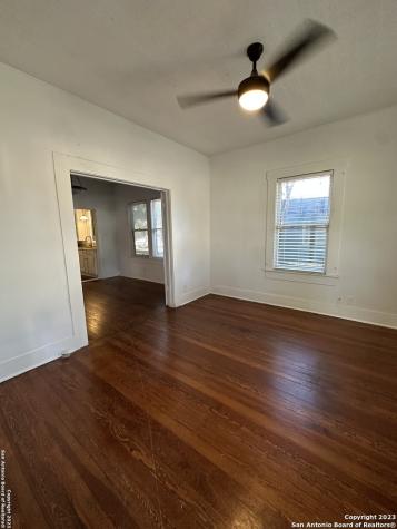 2246 E Houston Street San Antonio TX 78202
