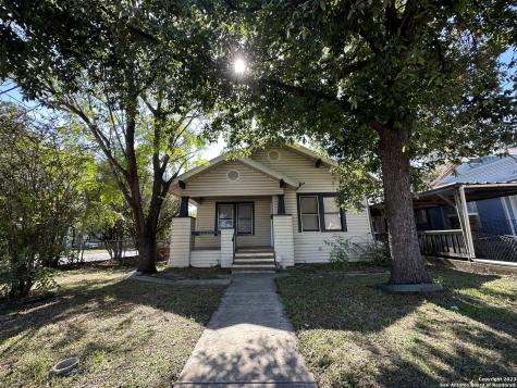 2246 E Houston Street San Antonio TX 78202