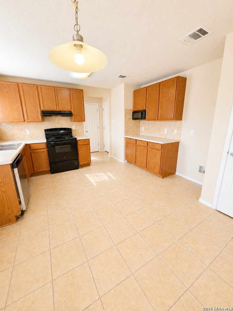 4919 Celtic San Antonio TX 78244