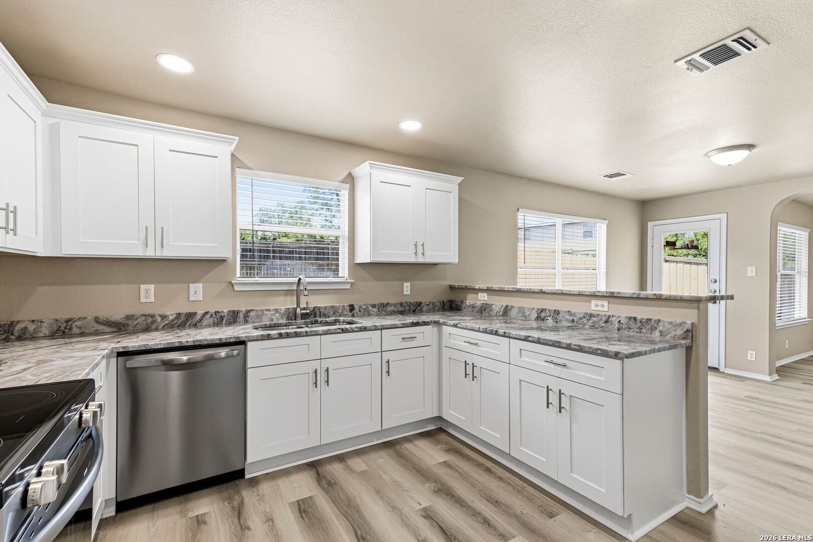8050 Chisos Oak Drive San Antonio TX 78223
