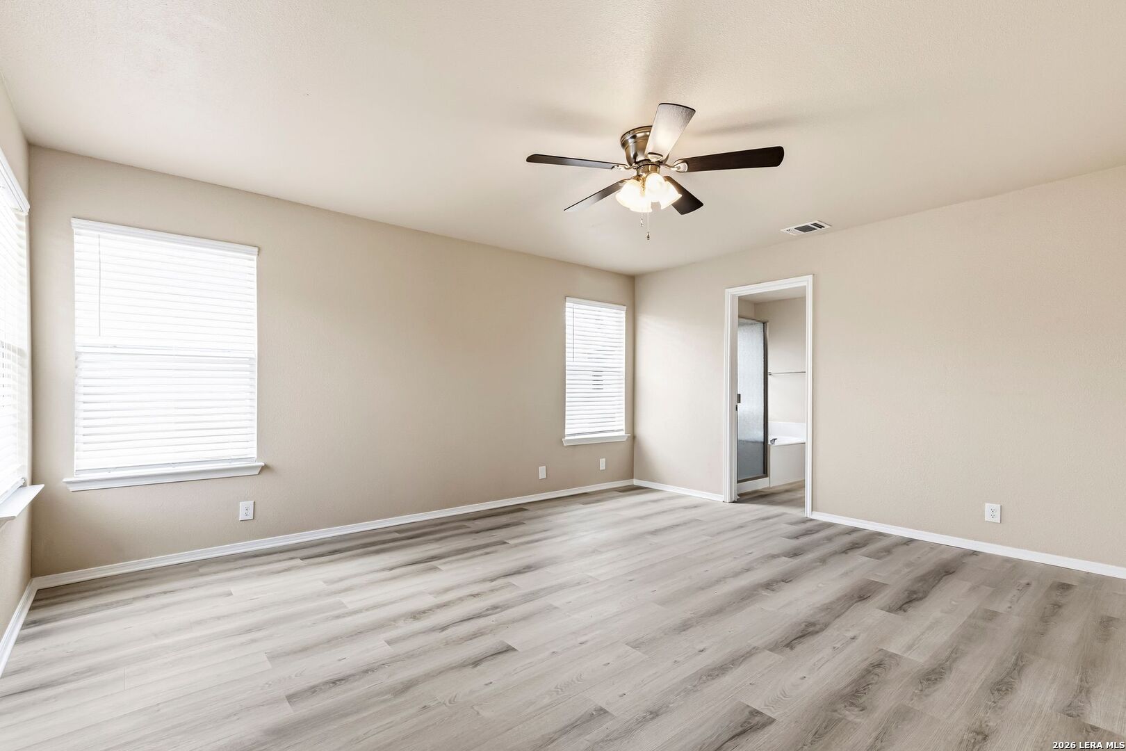 8050 Chisos Oak Drive San Antonio TX 78223