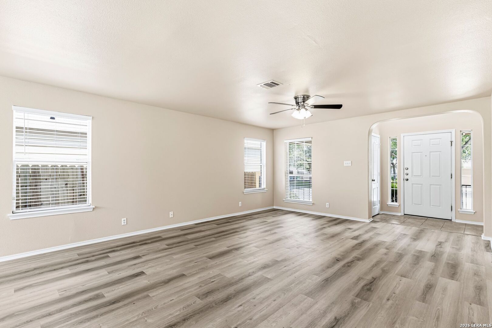 8050 Chisos Oak Drive San Antonio TX 78223
