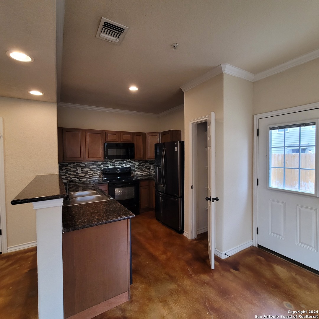 16815 Dancing Ava Selma TX 78154