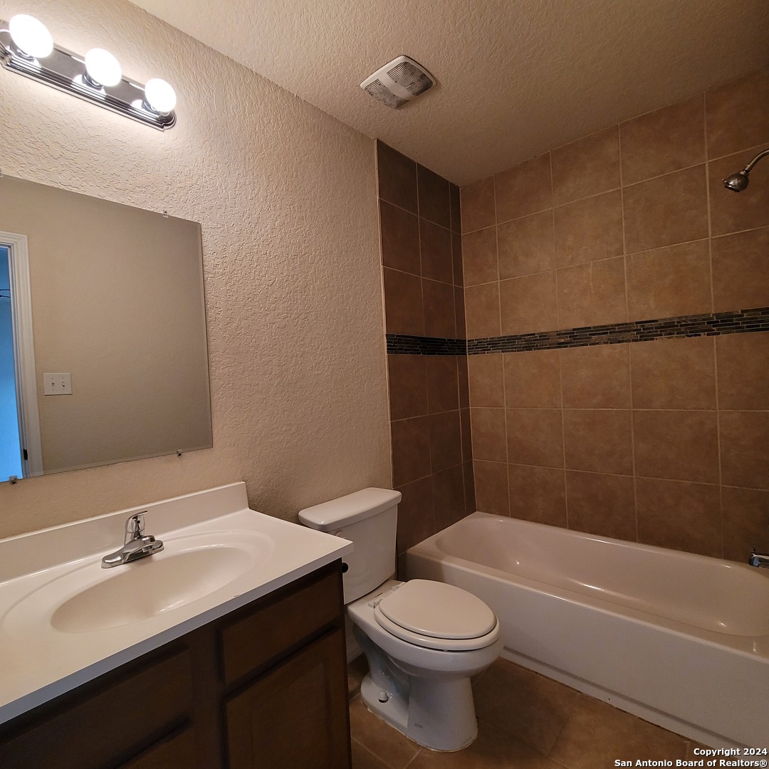 16815 Dancing Ava Selma TX 78154