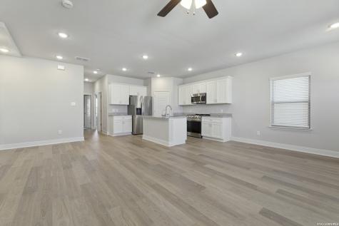 7126 Magnolia Creek San Antonio TX 78252
