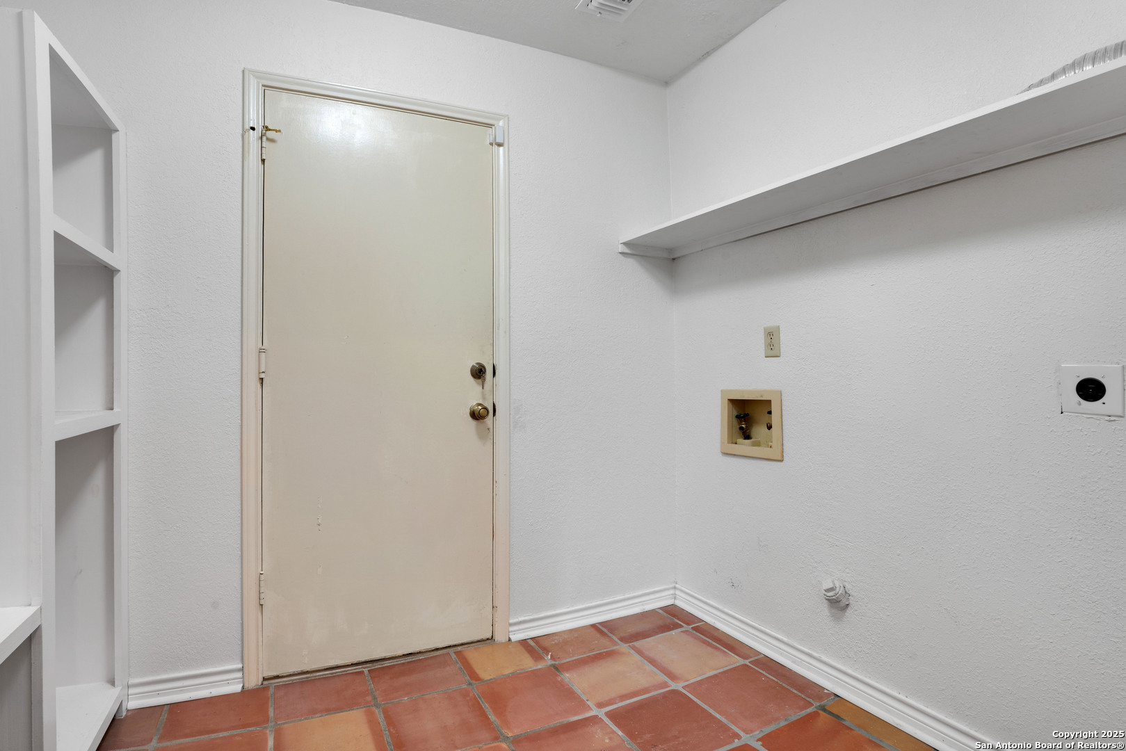 2607 Knights Walk San Antonio TX 78231