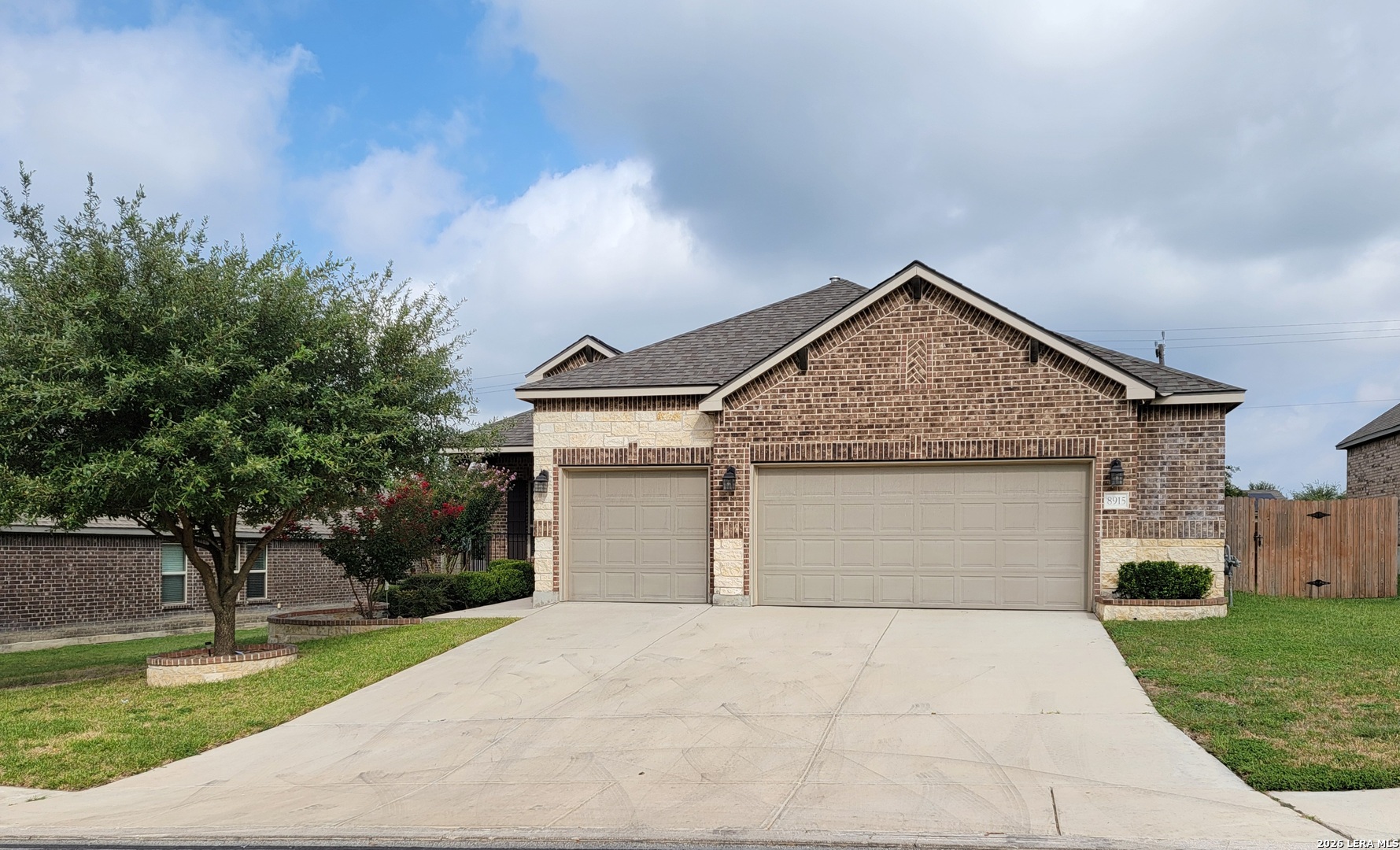 8915 Monument Parke San Antonio TX 78254