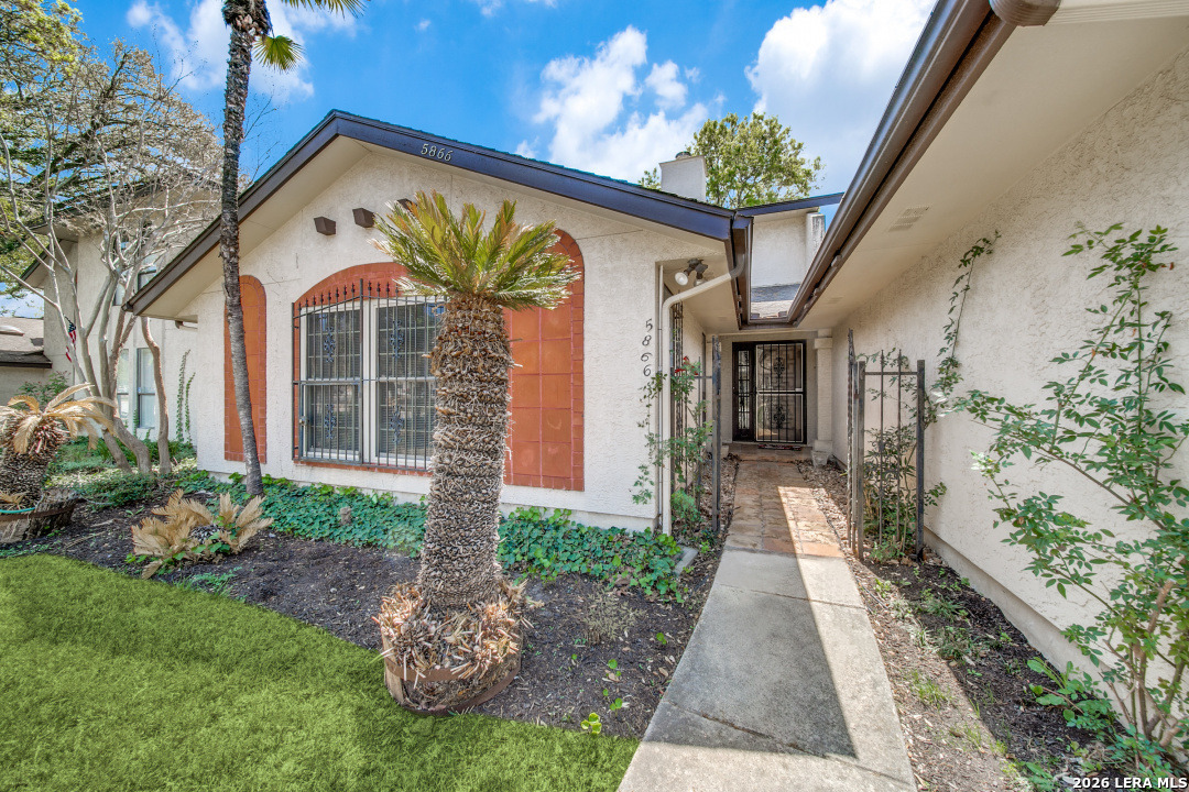5866 Royal Ridge San Antonio TX 78239