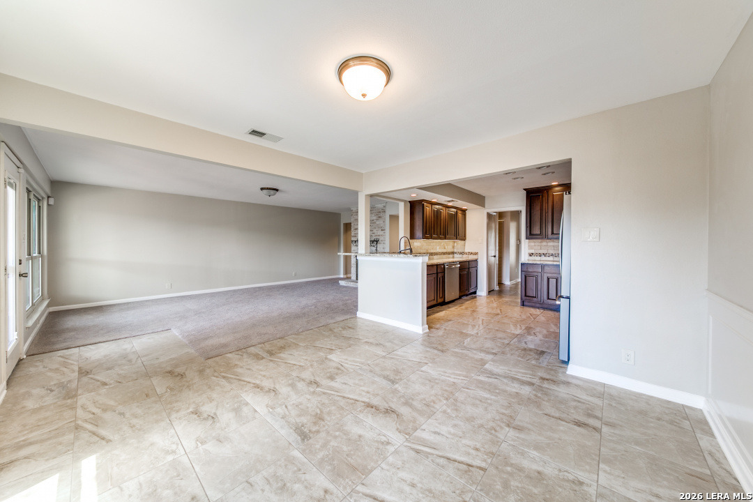 5866 Royal Ridge San Antonio TX 78239