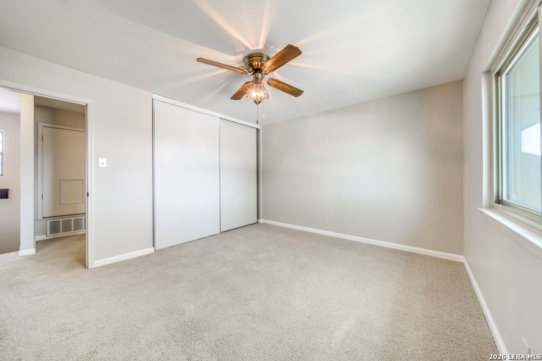 5866 Royal Ridge San Antonio TX 78239