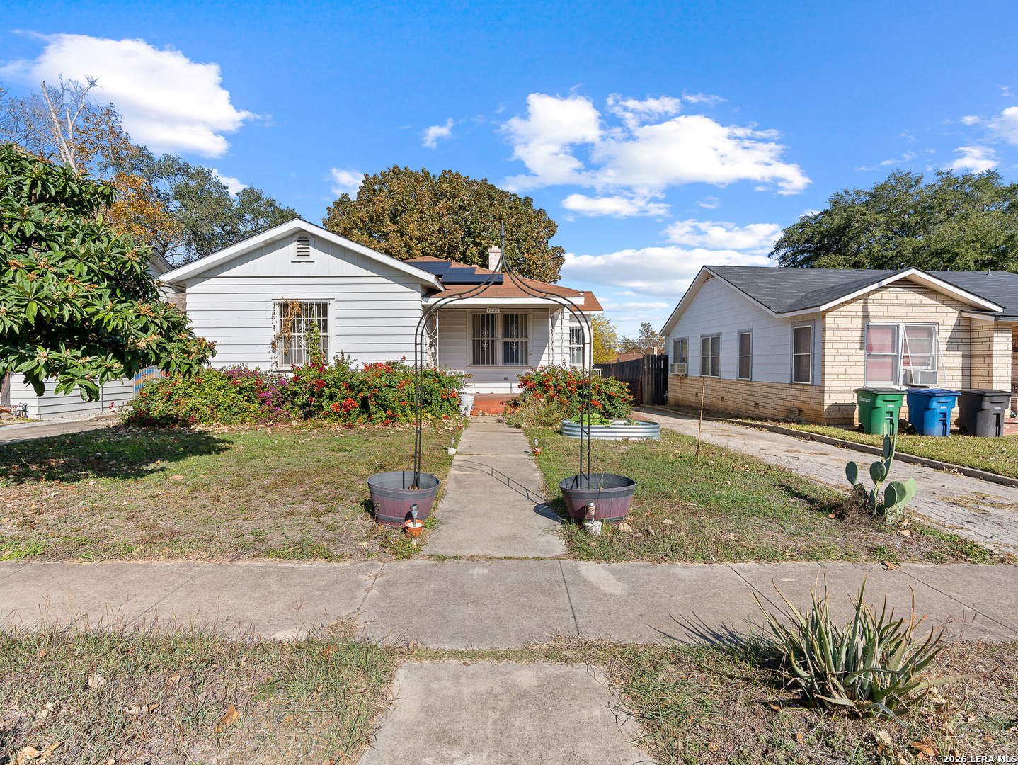 1627 Schley San Antonio TX 78210