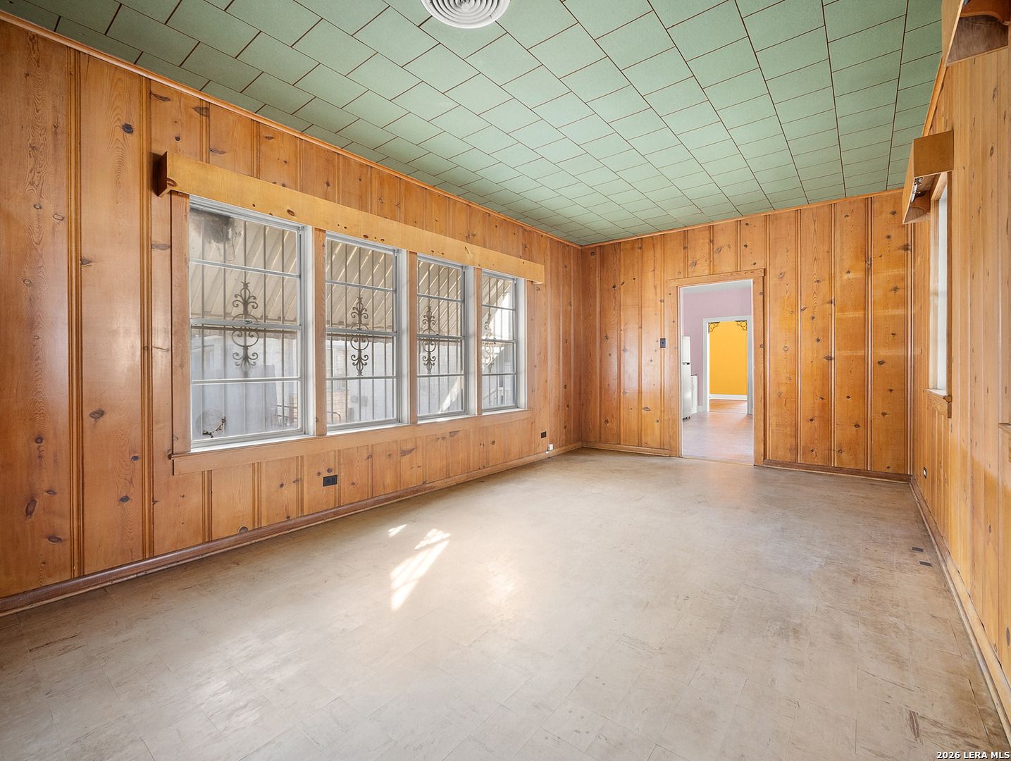 1627 Schley San Antonio TX 78210