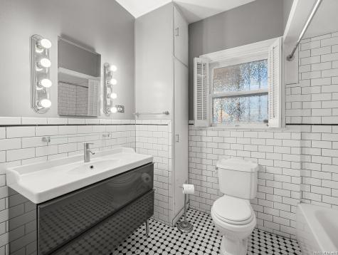 1627 Schley San Antonio TX 78210