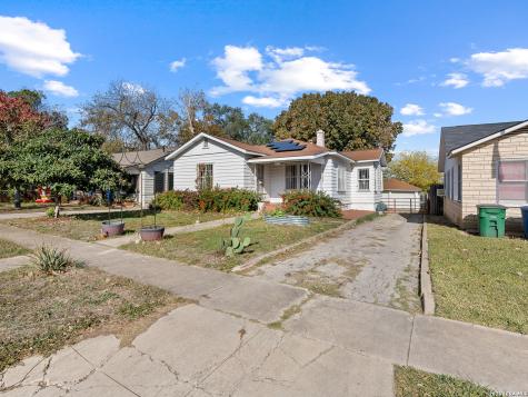 1627 Schley San Antonio TX 78210