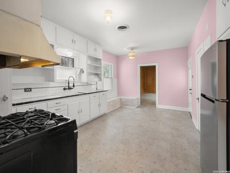 1627 Schley San Antonio TX 78210
