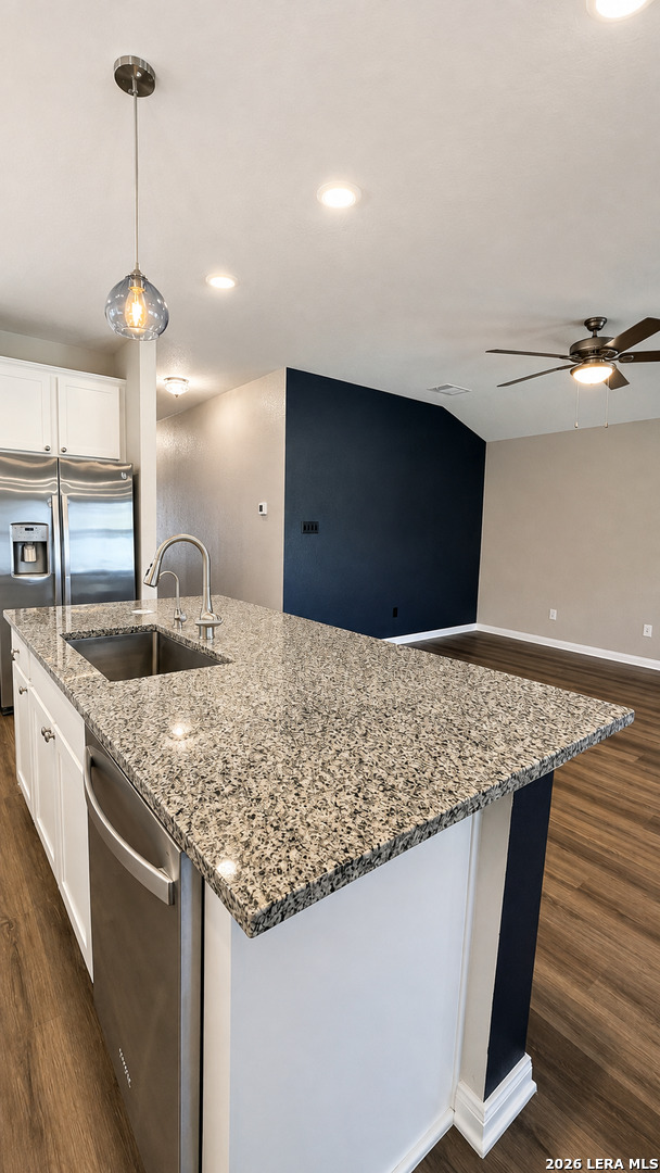 6410 Comanche Moon San Antonio TX 78233