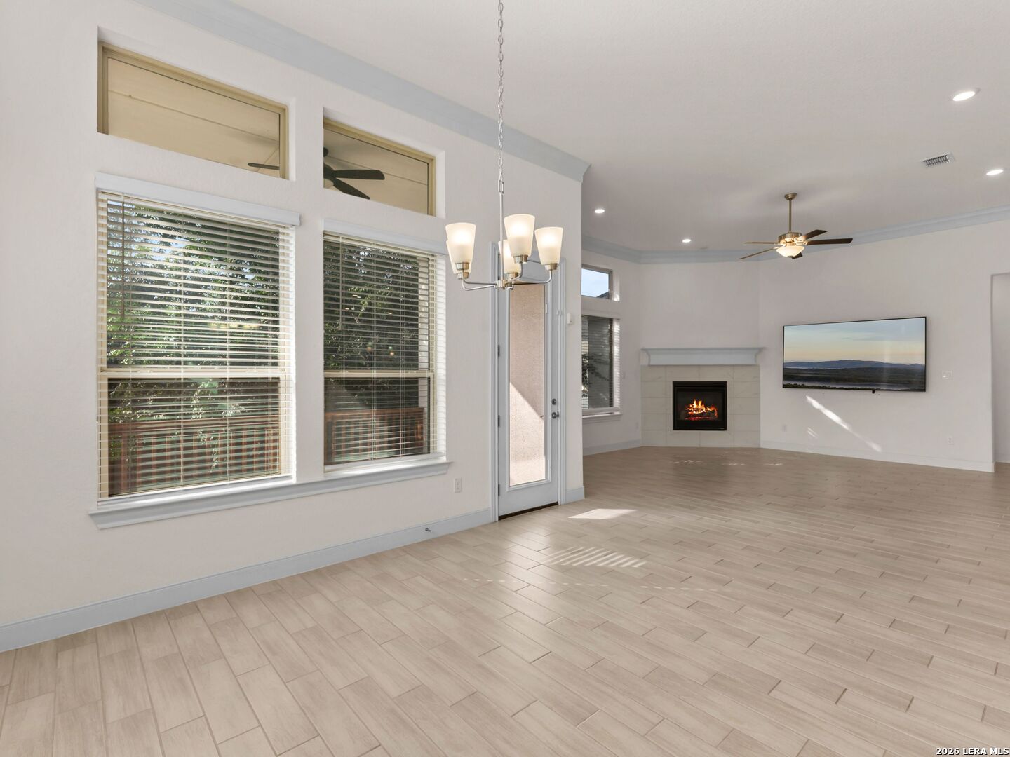 3839 Balentine San Antonio TX 78257
