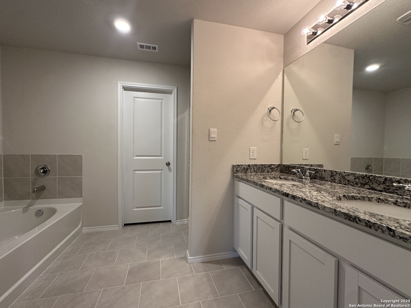 3926 Copper River Bulverde TX 78163
