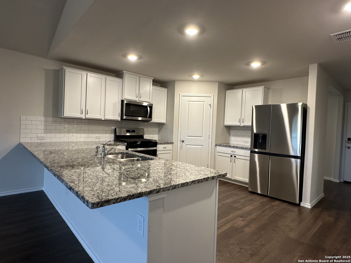 3926 Copper River Bulverde TX 78163