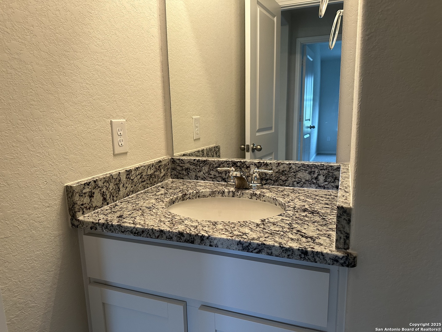 3926 Copper River Bulverde TX 78163