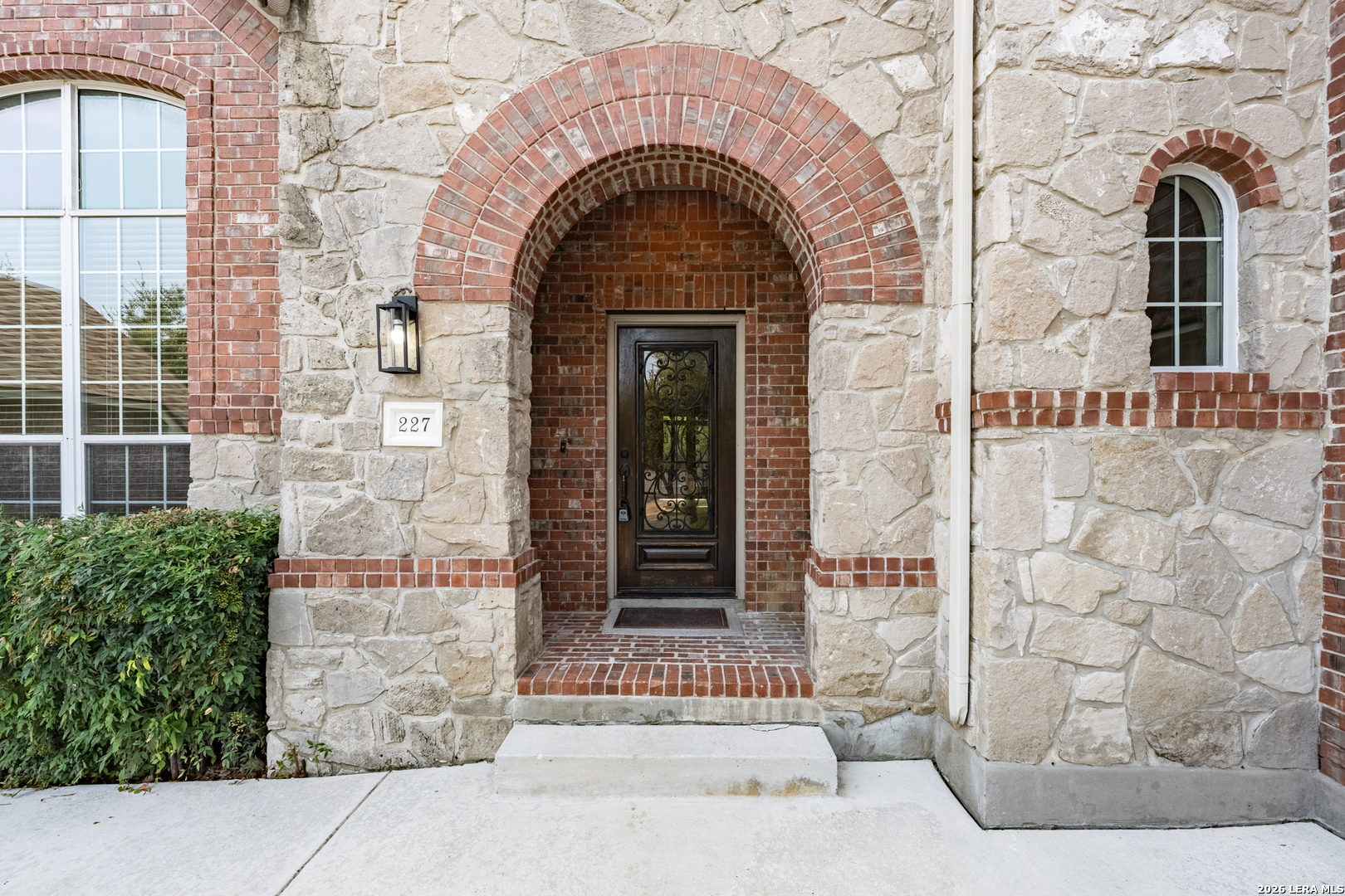 227 Waxberry Trail San Antonio TX 78256