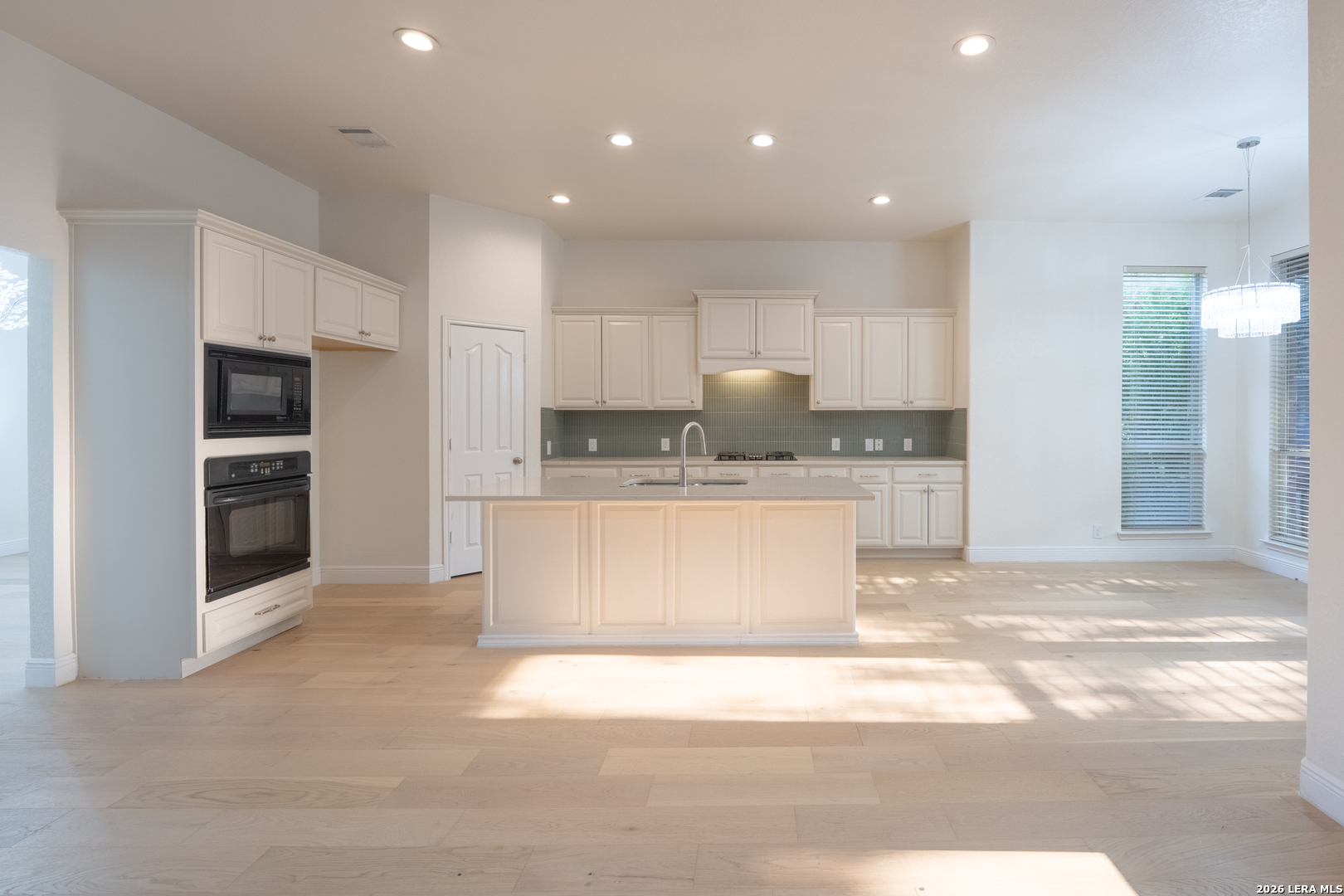 227 Waxberry Trail San Antonio TX 78256