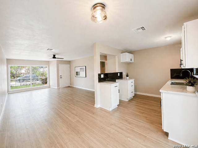 9006 Bowline San Antonio TX 78242