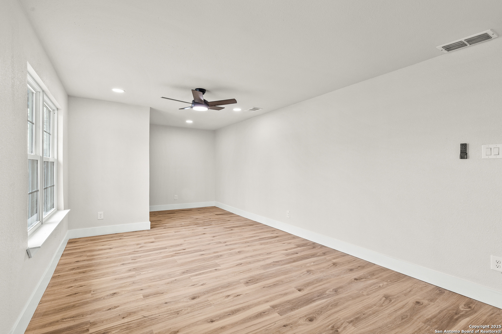 2018 E Drexel Avenue San Antonio TX 78210