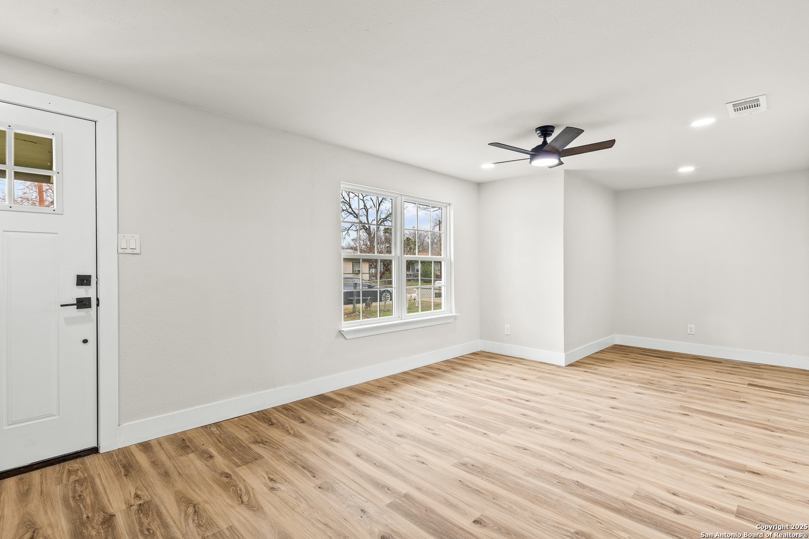 2018 E Drexel Avenue San Antonio TX 78210