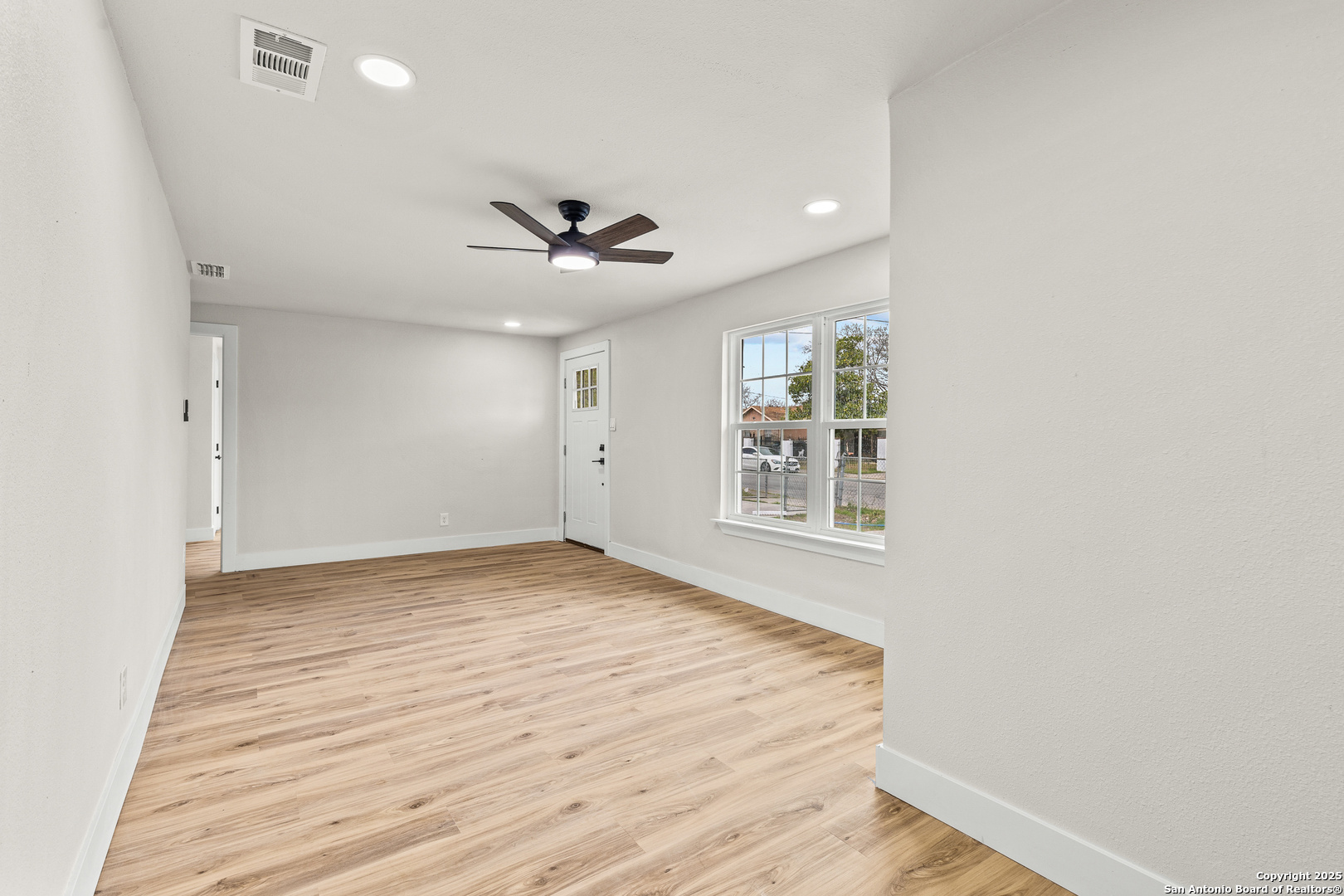 2018 E Drexel Avenue San Antonio TX 78210