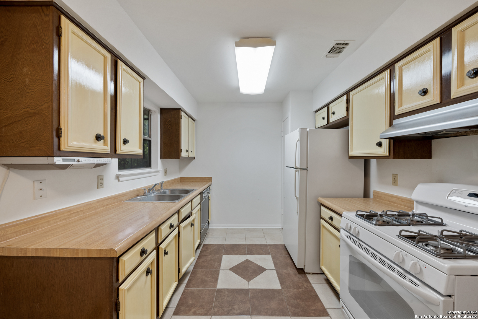 9438 Valley Dale Street San Antonio TX 78250
