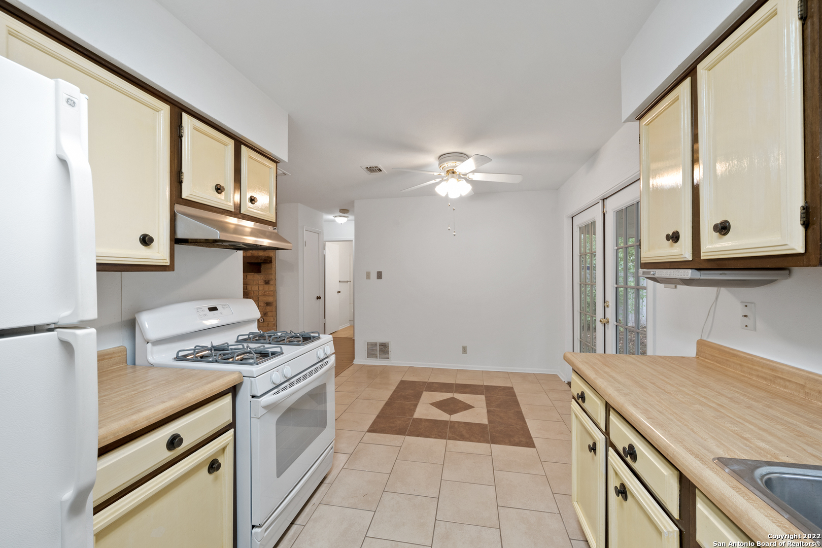 9438 Valley Dale Street San Antonio TX 78250