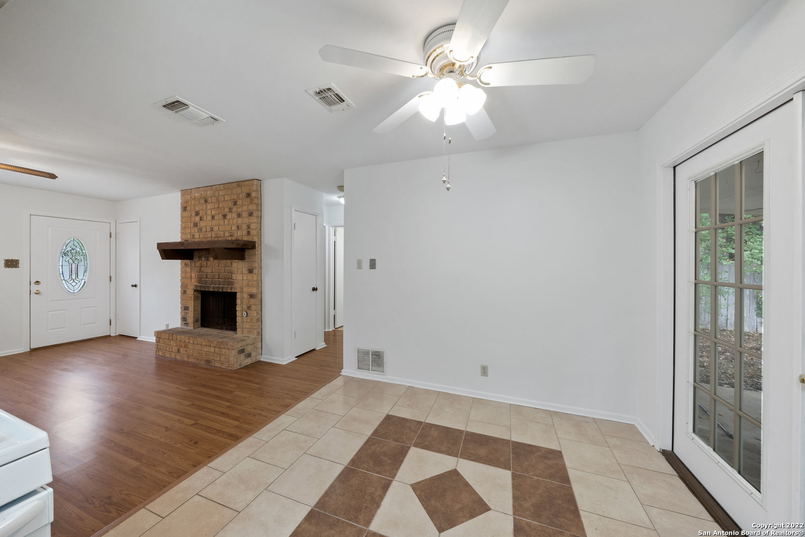 9438 Valley Dale Street San Antonio TX 78250