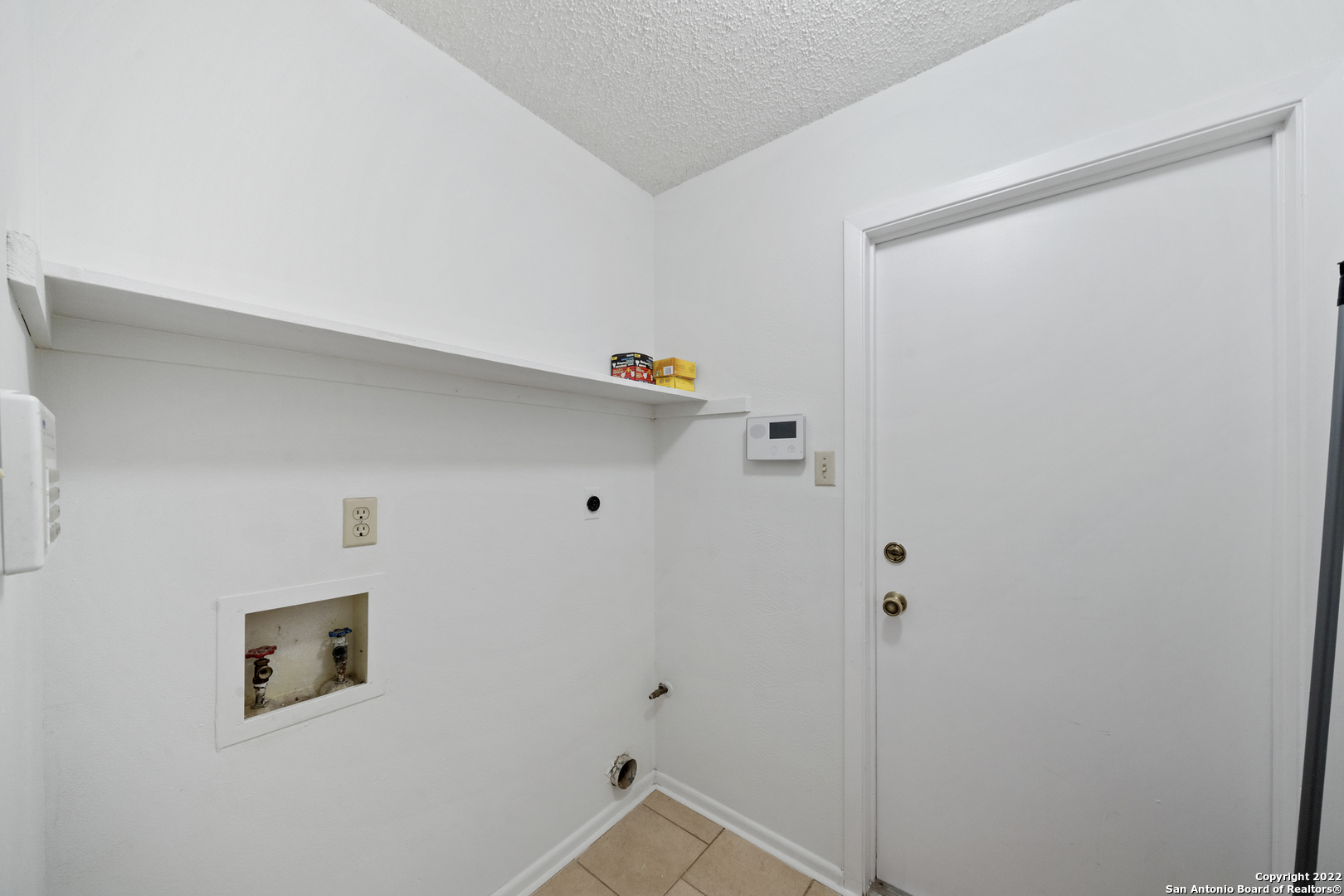 9438 Valley Dale Street San Antonio TX 78250