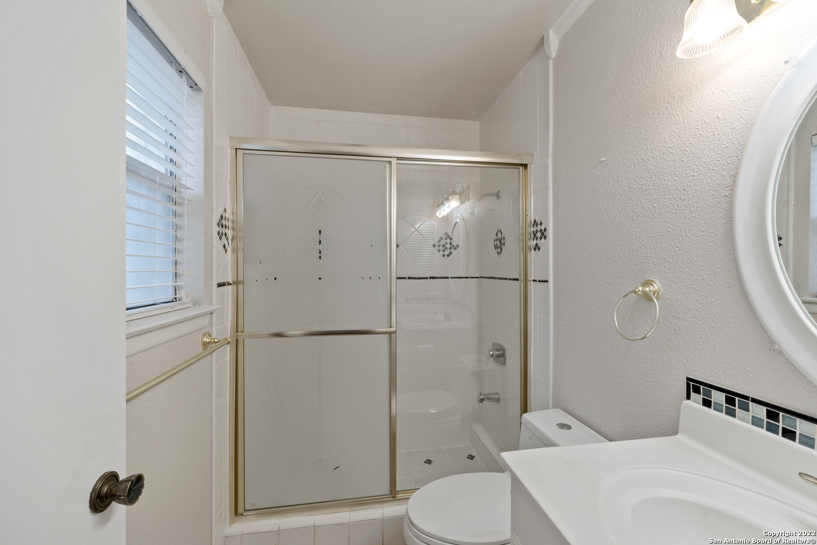 9438 Valley Dale Street San Antonio TX 78250