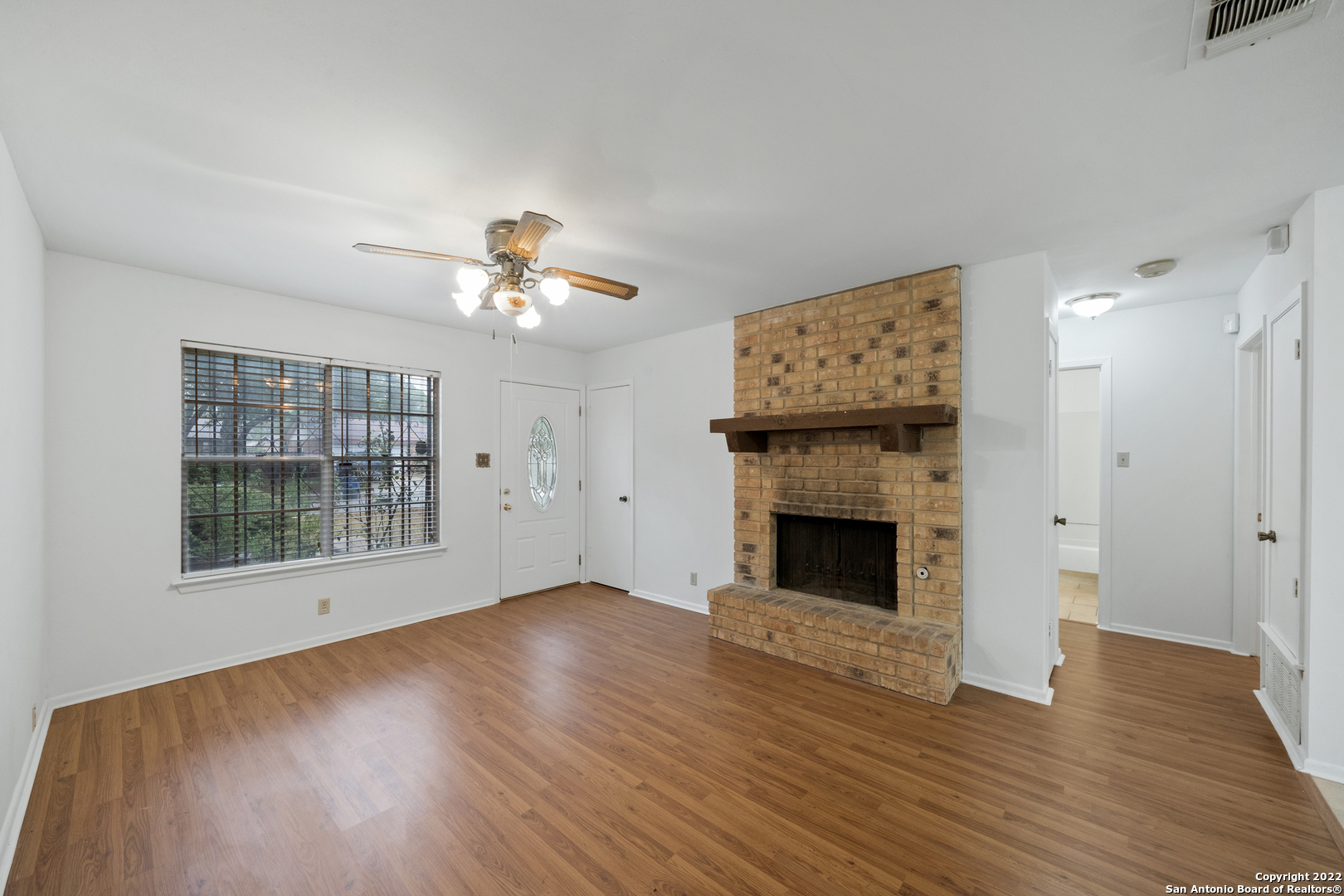 9438 Valley Dale Street San Antonio TX 78250