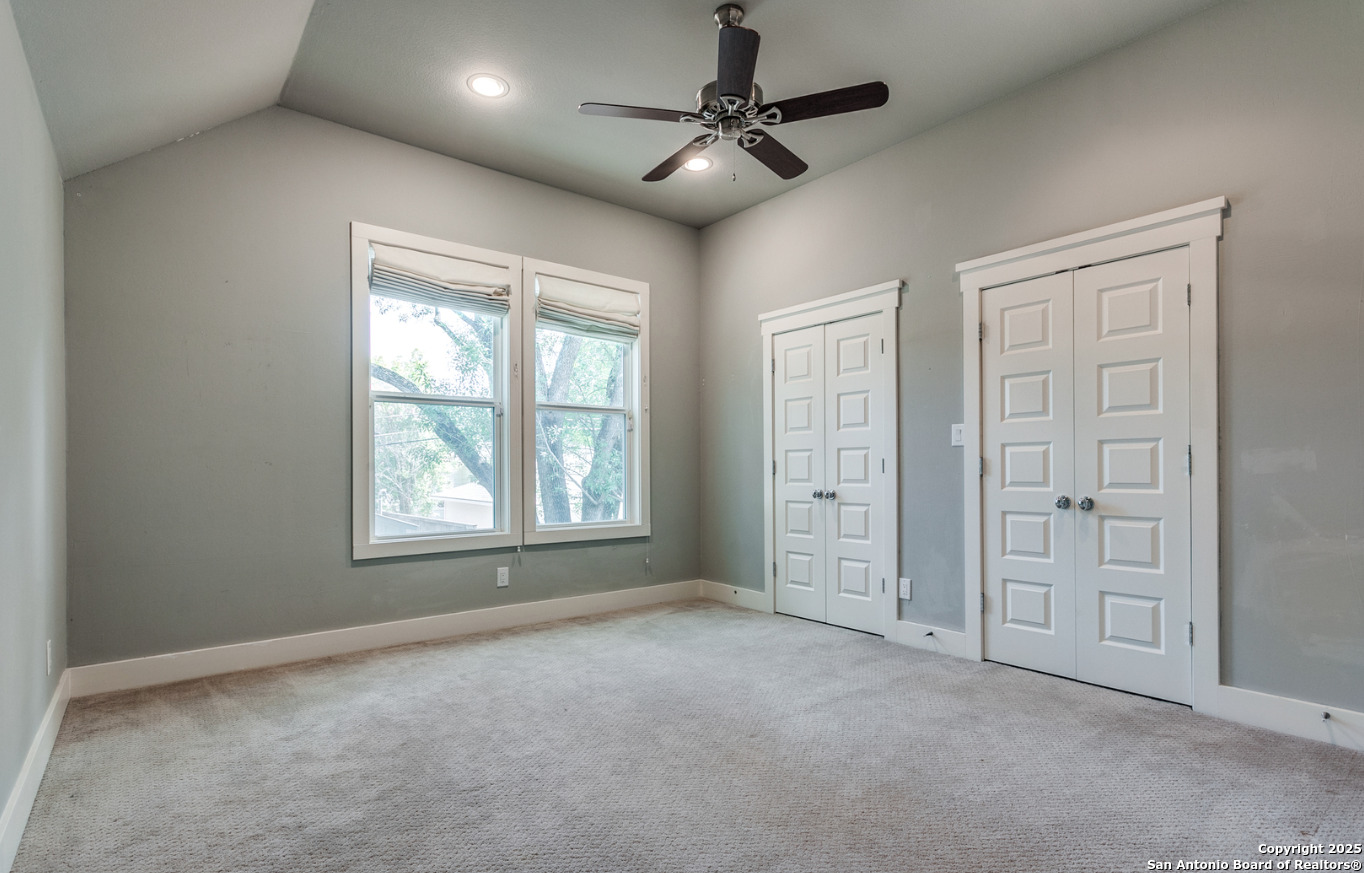 242 E Elmview Place Alamo Heights TX 78209