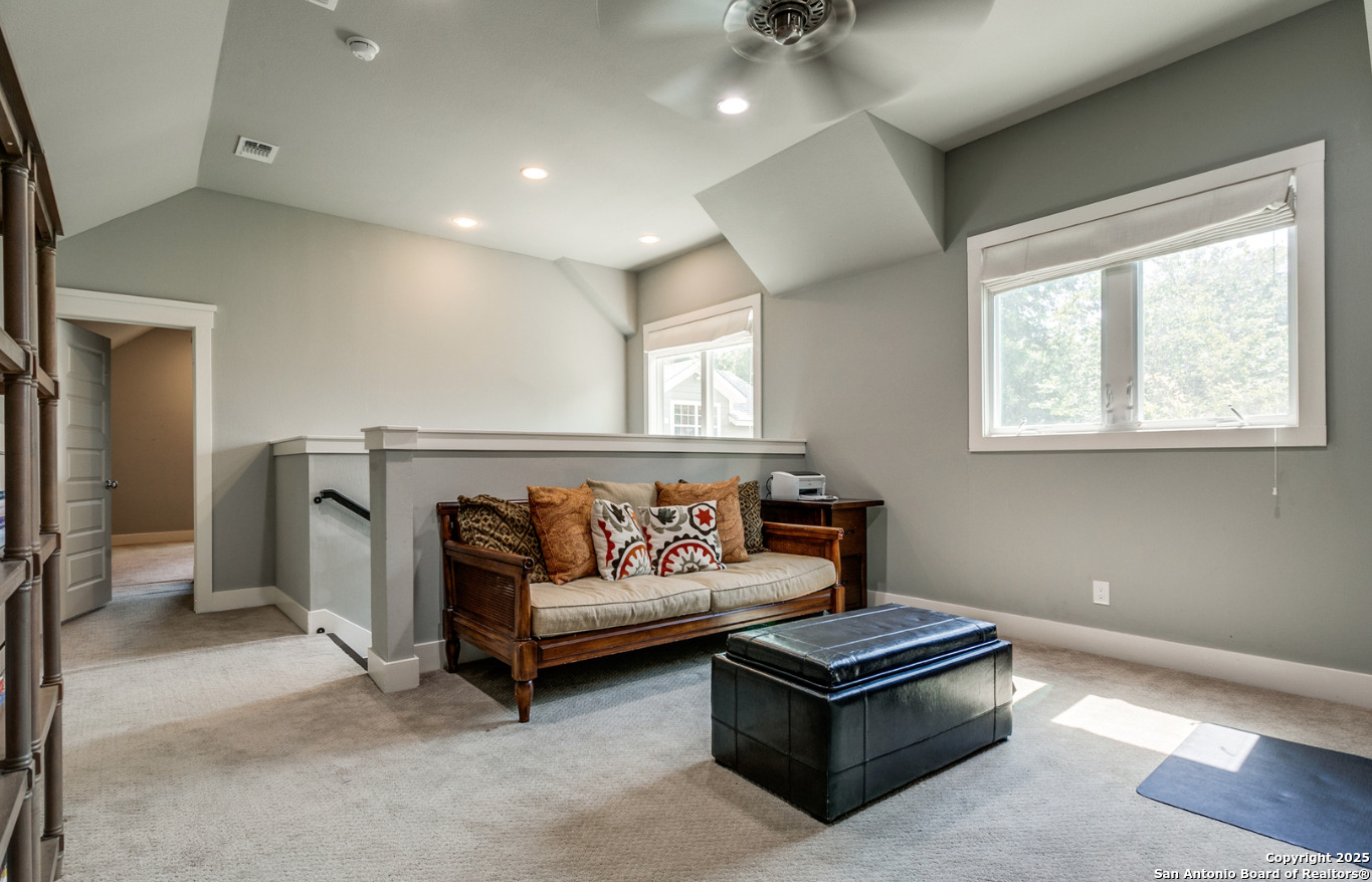 242 E Elmview Place Alamo Heights TX 78209