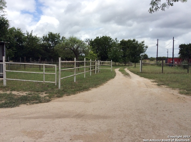 754 Rio Luna Drive Bandera TX 78003