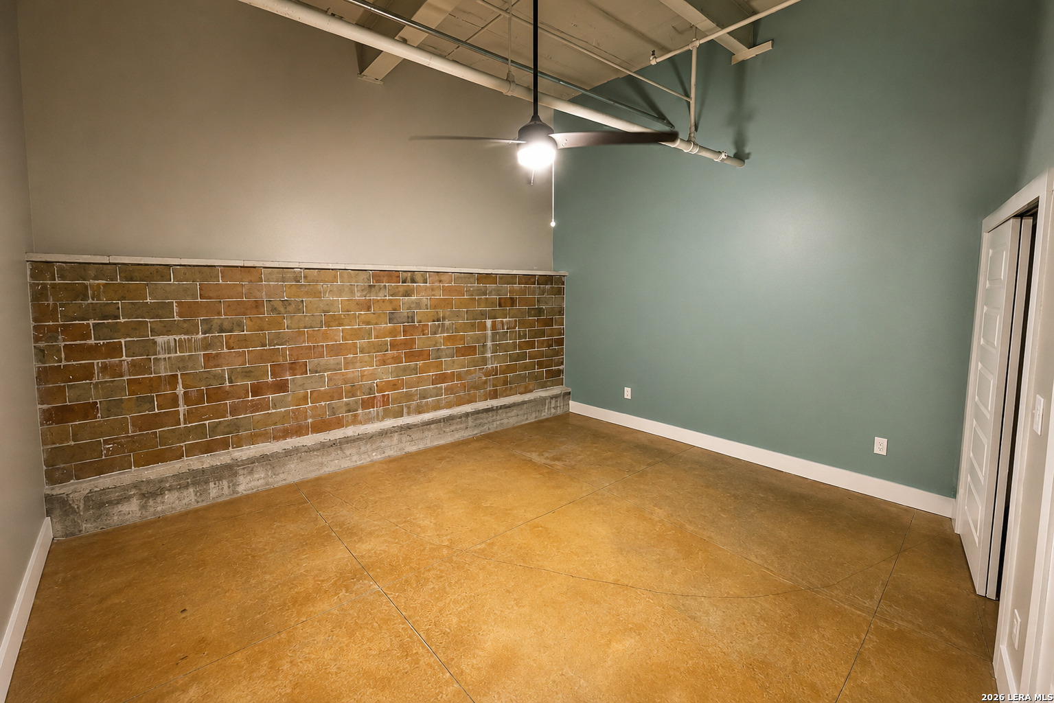 3363 E Commerce Street San Antonio TX 78220