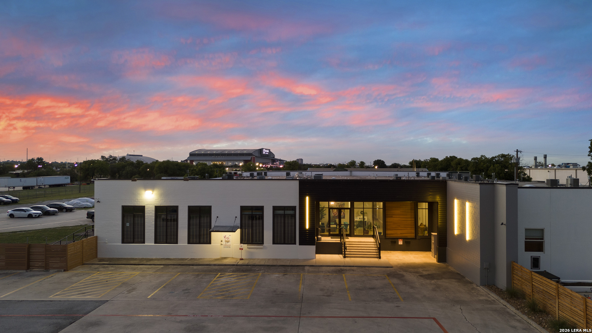 3363 E Commerce Street San Antonio TX 78220