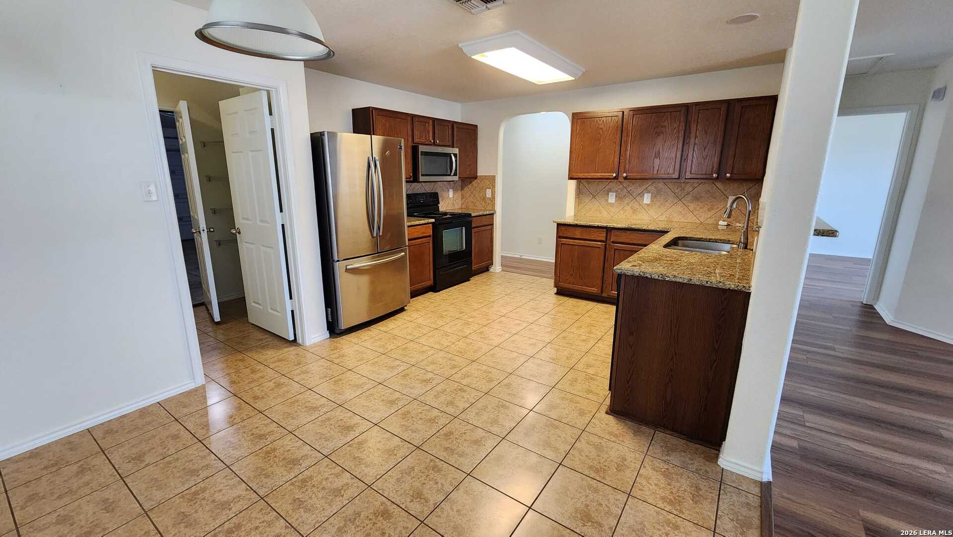 4003 Ashleaf Pecan San Antonio TX 78261