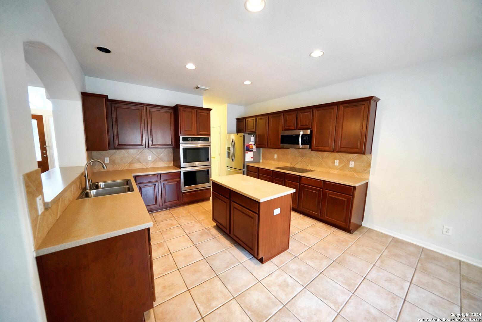 213 Doral Court Cibolo TX 78108