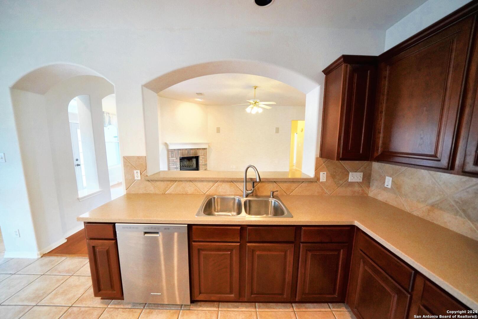 213 Doral Court Cibolo TX 78108