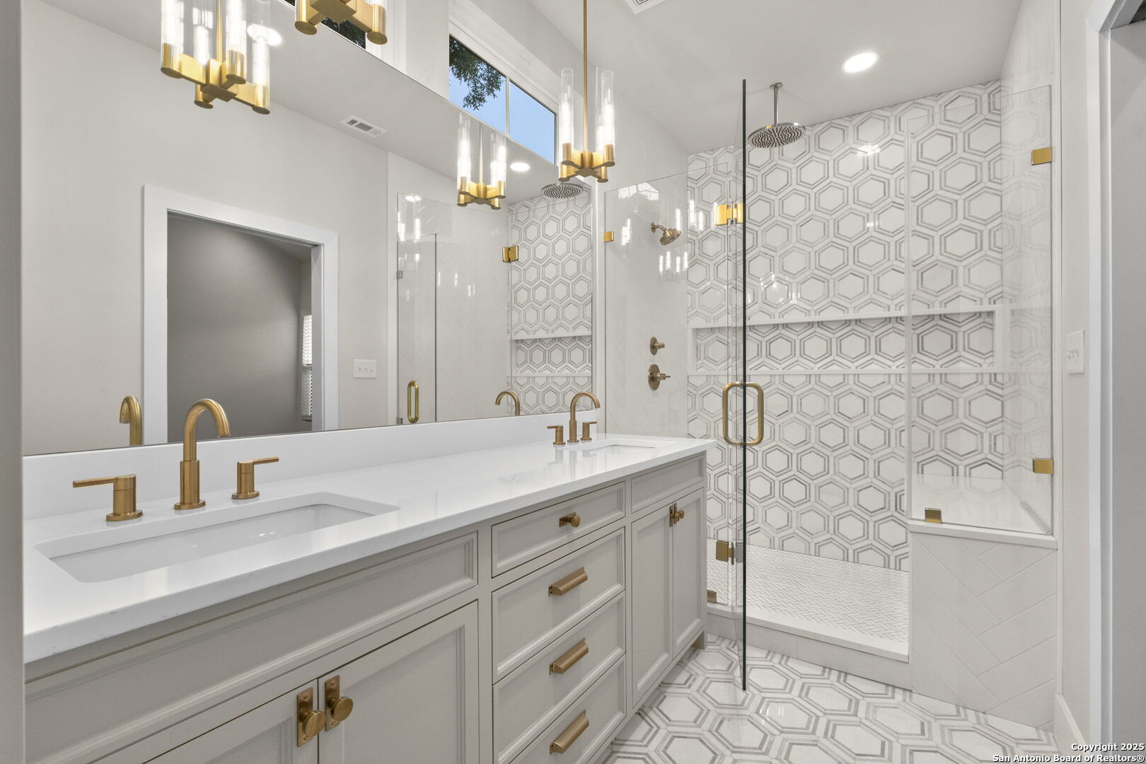 210 Simon San Antonio TX 78204