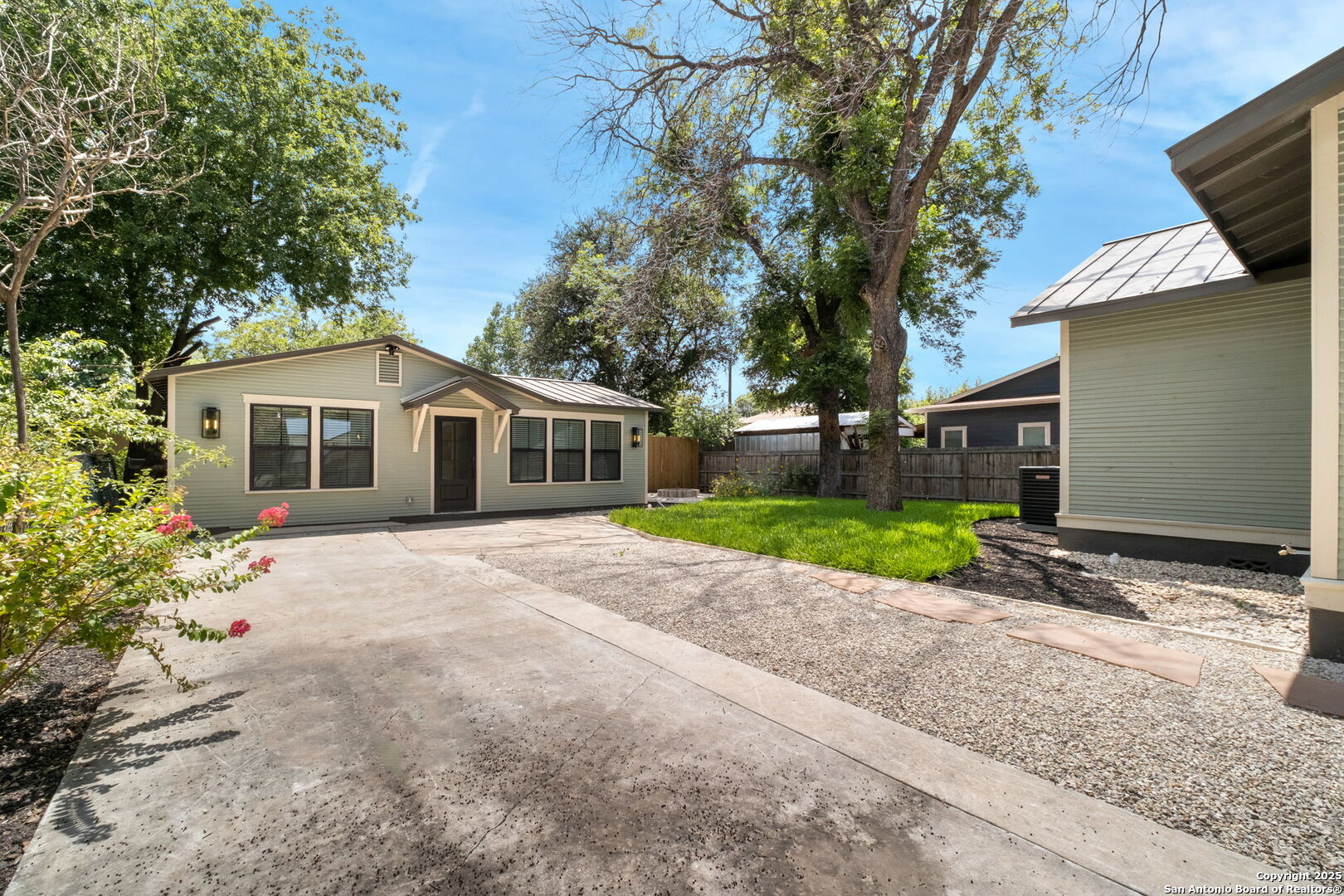 210 Simon San Antonio TX 78204